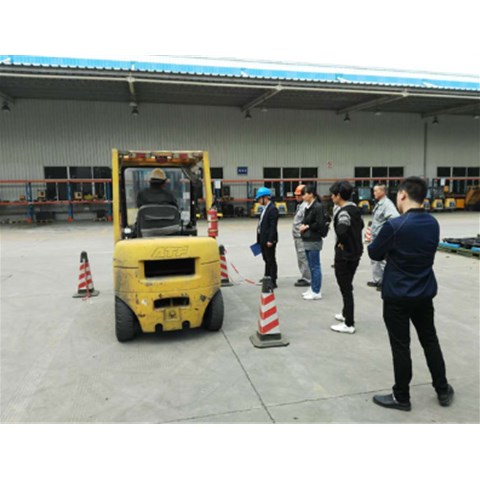芜湖叉车培训实操考试——芜湖叉车场地考试动作分解